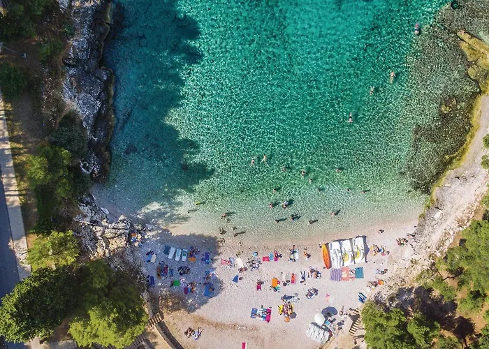 Lovely In Апартаменти *